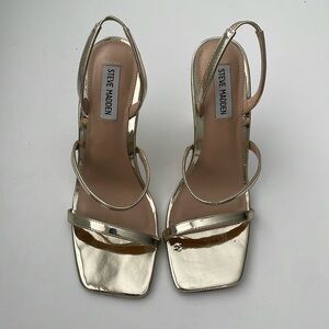 Steve Madden Gold Heels - Barely worn :)